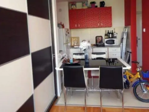 Sale, two bedroom apartment, 57m², Vidikovački venac, Rakovica - image 2