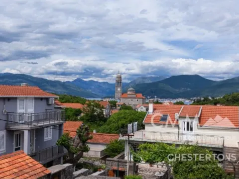 Rent, studio apartment, 35m², Radovići, Tivat - image 4