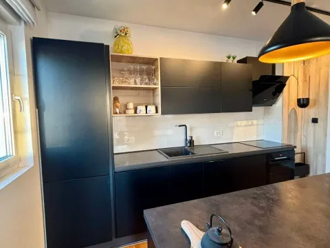 Sale, two bedroom apartment, 70m², Central Point, Podgorica - image 7