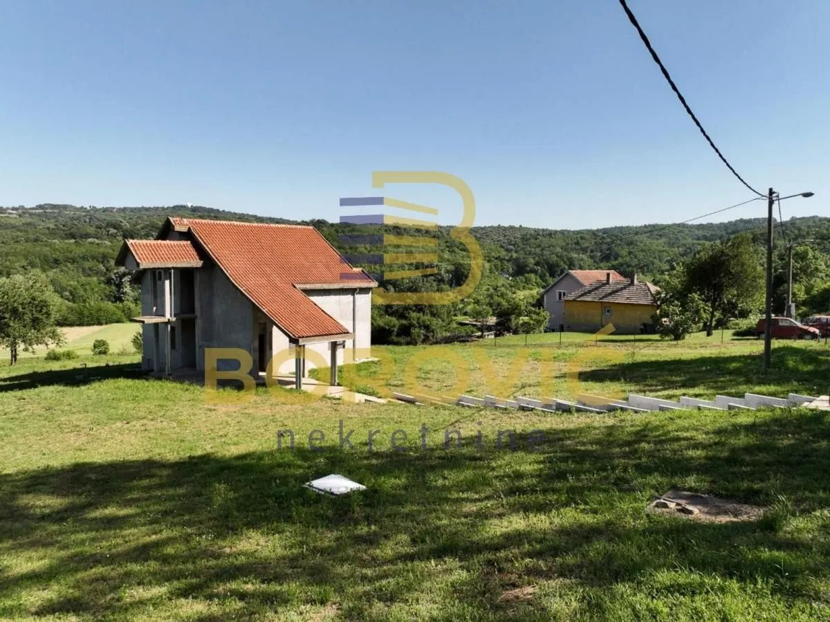 Prodaja, kuća, 204m², Voždovac Sve Podlokacije, Beograd