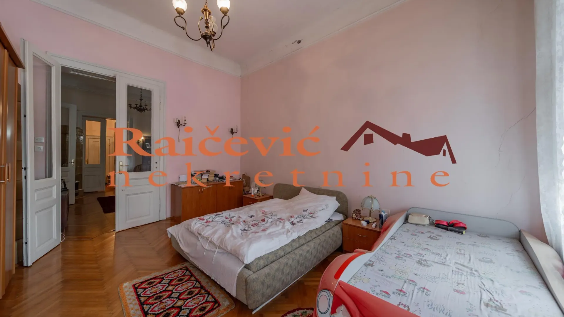 Prodaja, stan, 214m², Zemun Centar, Zemun Sve Podlokacije