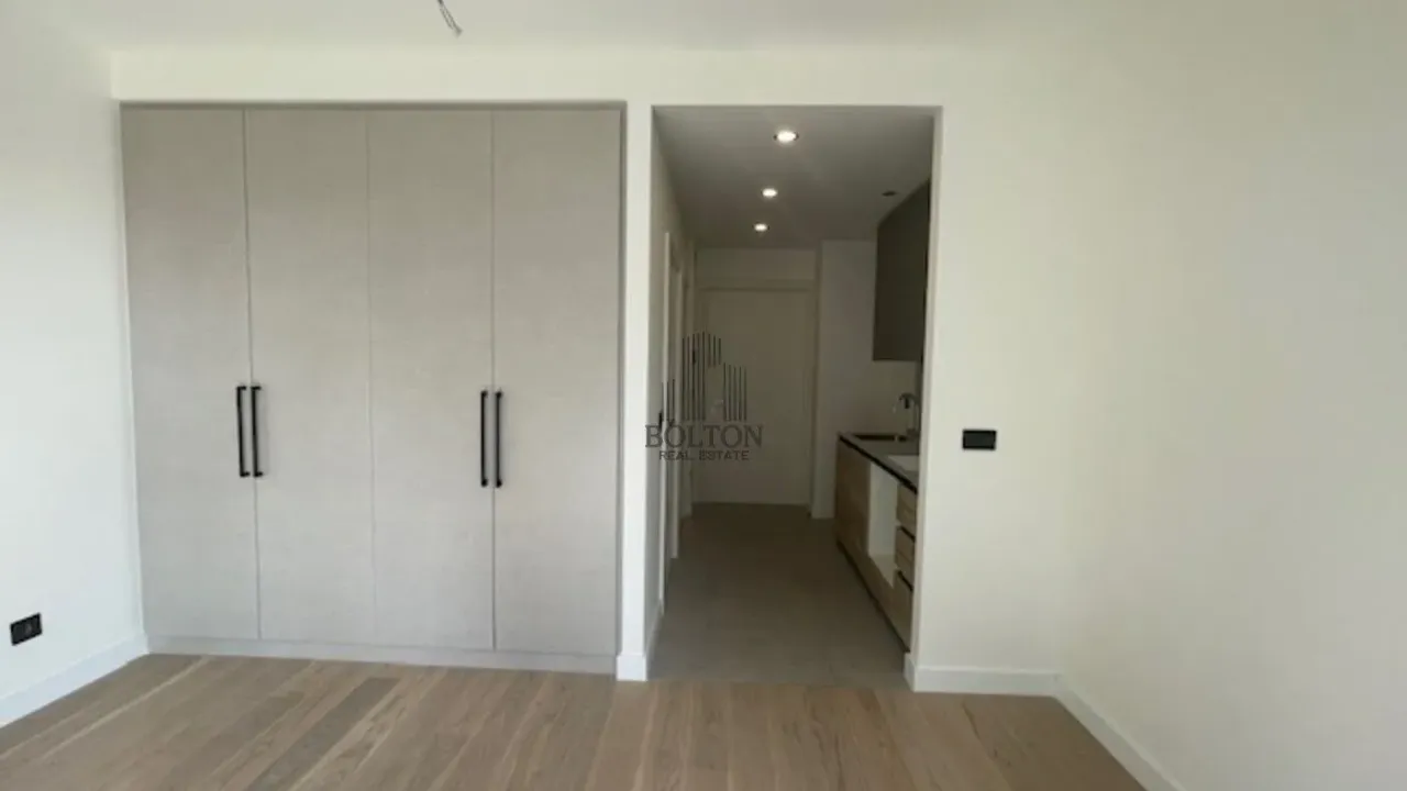 Izdavanje, jednosoban stan, 29m², Savski Venac, Beograd