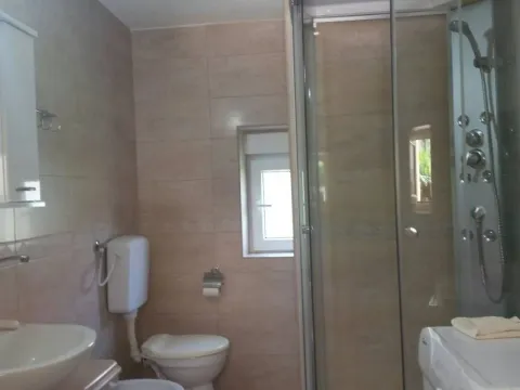 Prodaja, kuća, 200m², Kotor, Crna Gora - image 6