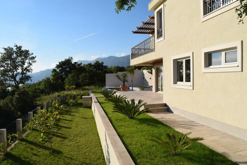 Sale, house, 242m², Blizikuće, Budva