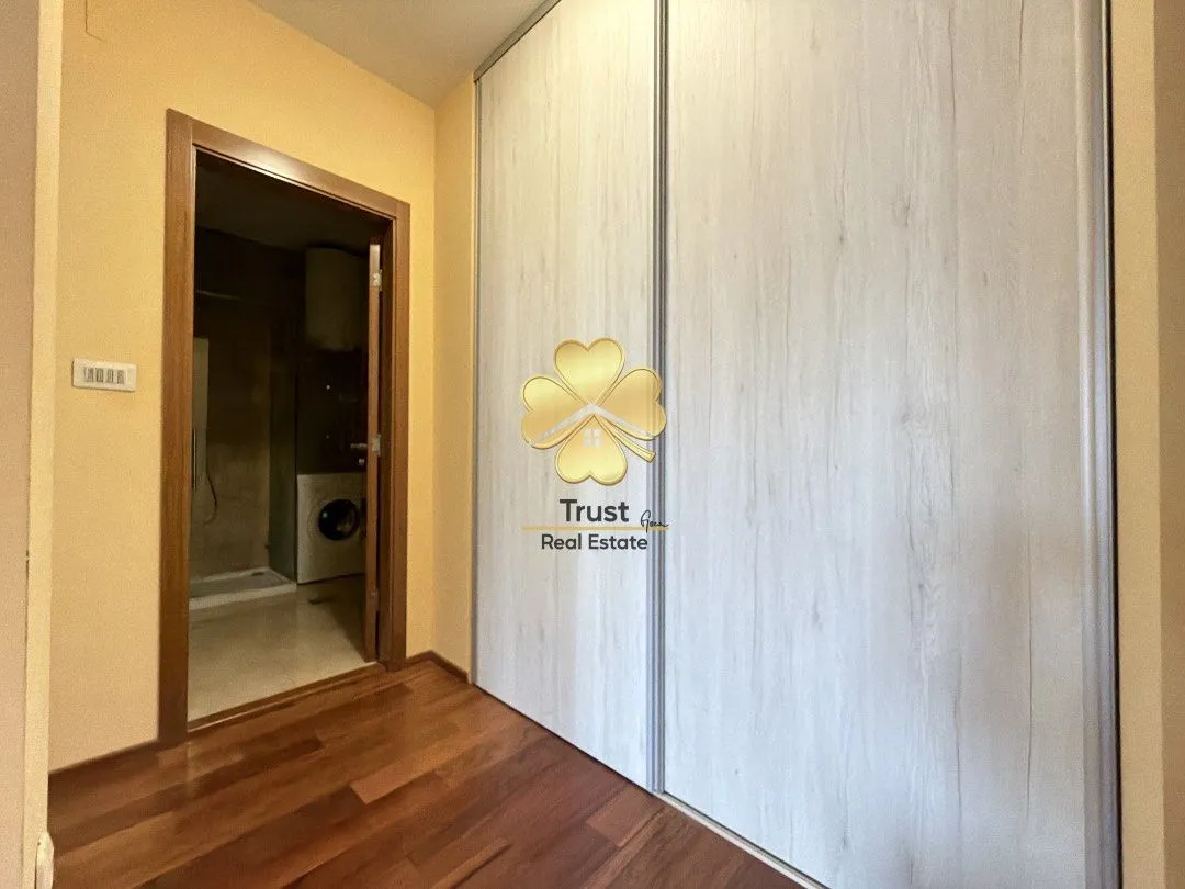 Izdavanje, dvosoban stan, 75m², Centar, Podgorica