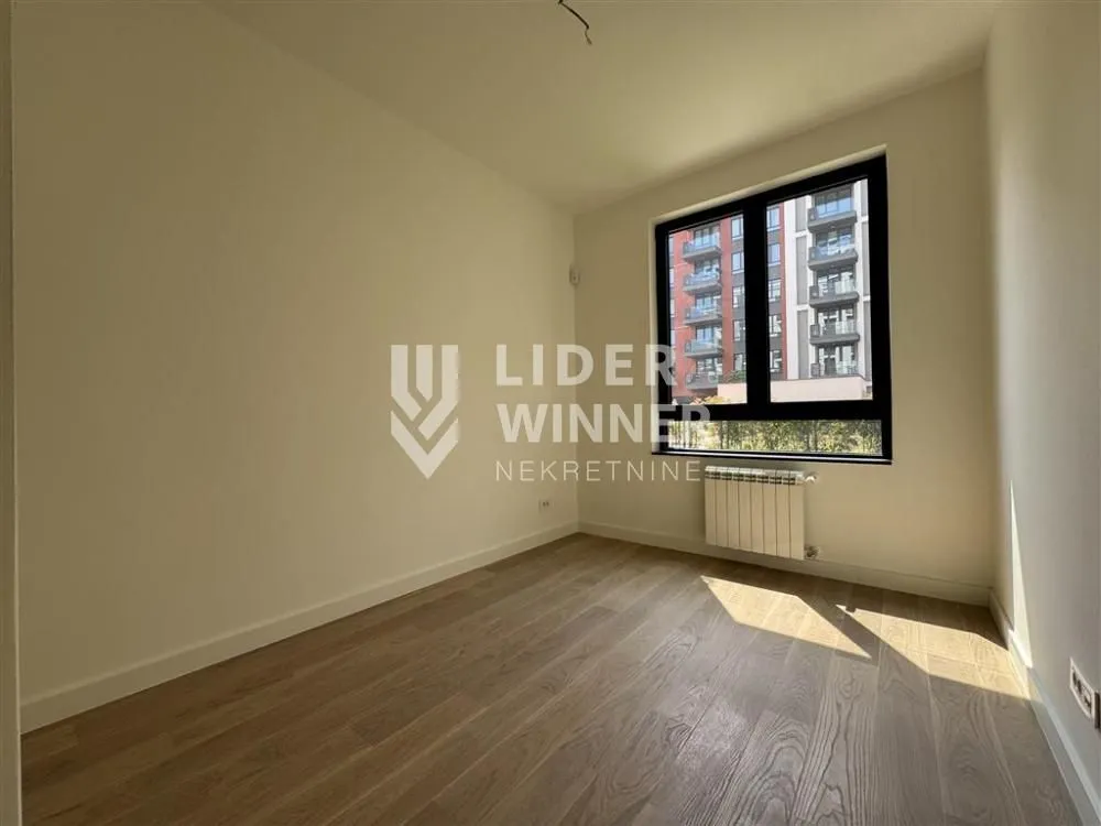 Sale, three bedroom apartment, 79m², Savski Venac, Beograd