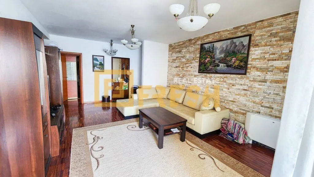 Prodaja, dvosoban stan, 102m², Kotor, Crna Gora