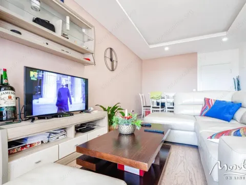 Prodaja, jednosoban stan, 54m², Tivat, Crna Gora - image 7