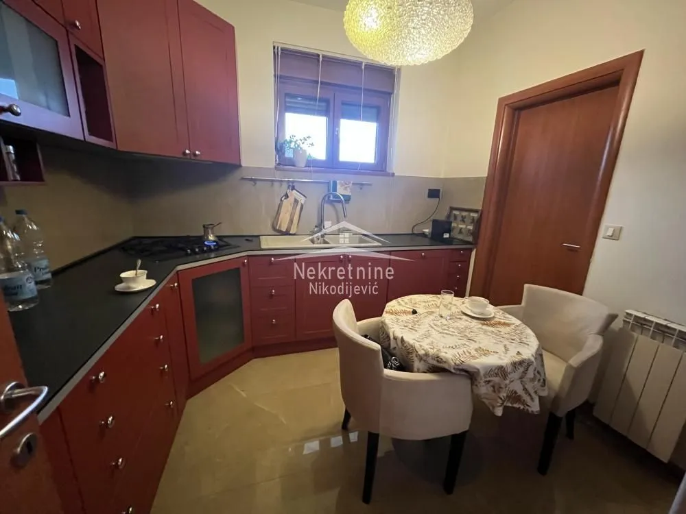 Sale, apartment, 220m², Savski Venac, Beograd