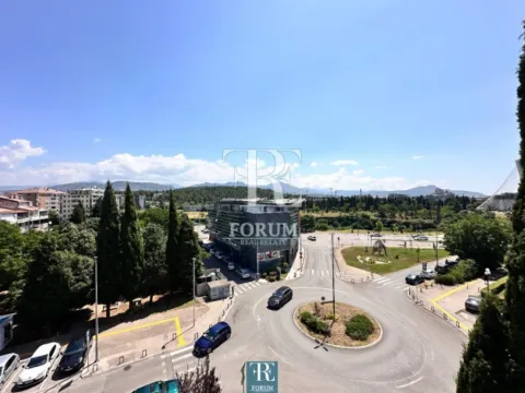 Rent, three bedroom apartment, 110m², Momišići, Podgorica - image 13