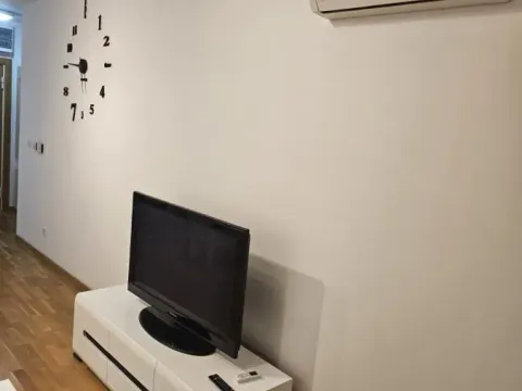 Izdavanje, jednosoban stan, 44m², Kej, Novi Sad Sve Podlokacije - image 3