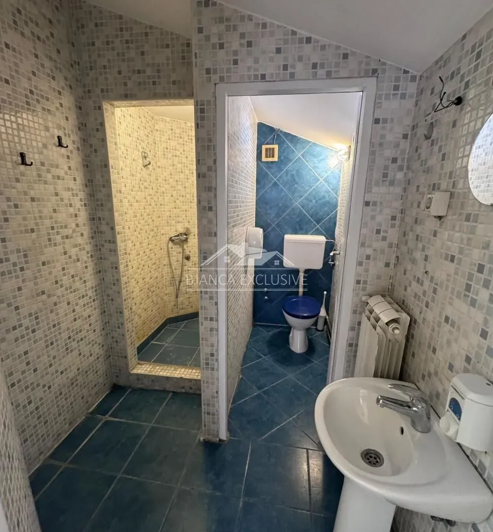 Prodaja, stan, 166m², Vračar Sve Podlokacije, Beograd