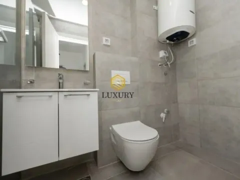 Prodaja, dvosoban stan, 65m², Stari Aerodrom, Podgorica - image 7