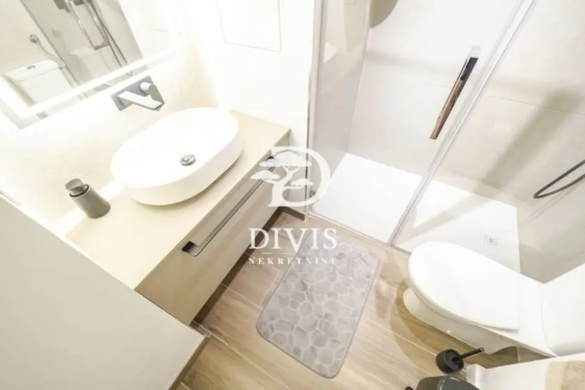 Prodaja, dvosoban stan, 60m², Crveni Krst, Beograd