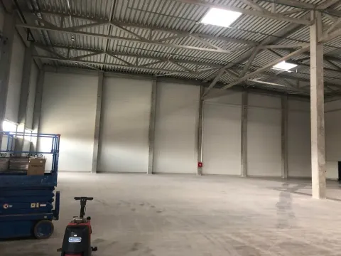 Izdavanje, poslovni prostor, 1300m², Zemun Sve Podlokacije, Beograd - image 5