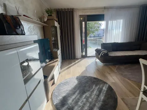 Sale, two bedroom apartment, 76m², Pržno, Budva - image 1