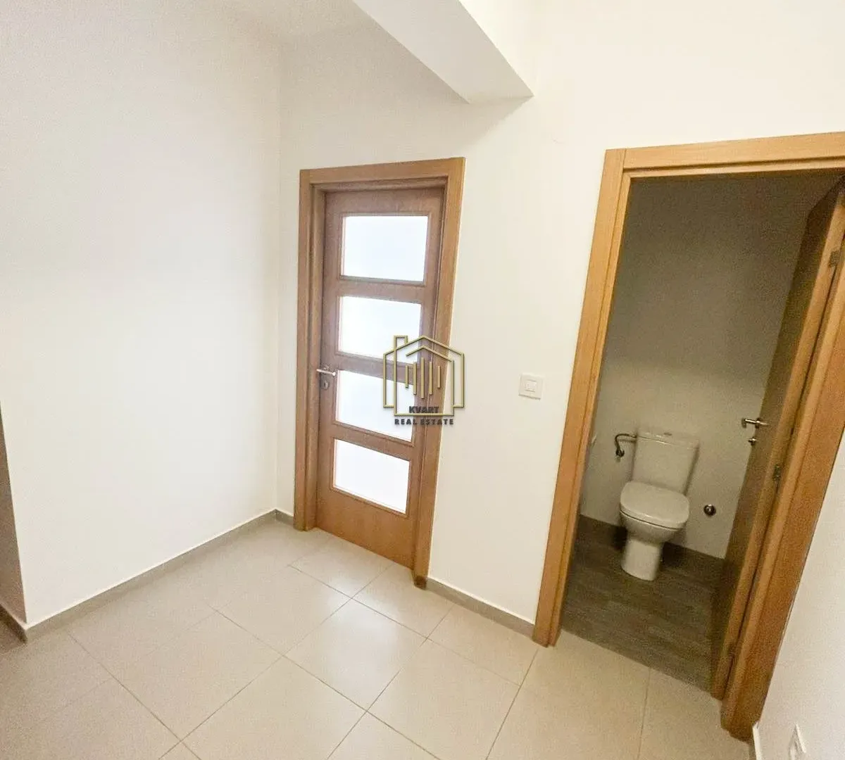 Rent, two bedroom apartment, 65m², Stari Aerodrom, Podgorica
