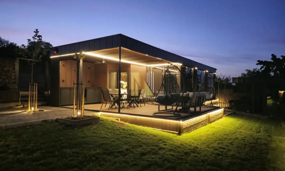 Izdavanje, kuća, 50m², Karagača, Petrovaradin