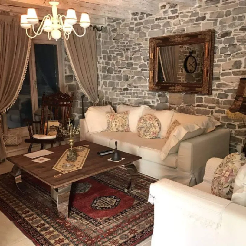 Prodaja, kuća, 125m², Opatovo, Tivat