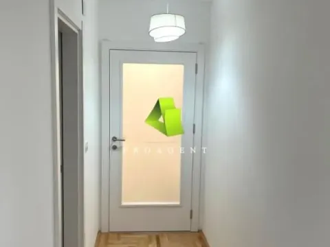 Izdavanje, poslovni prostor, 55m², Medijana, Niš - image 5