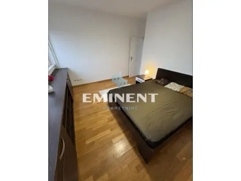 Rent, two bedroom apartment, 62m², Savski Venac, Beograd - image 8