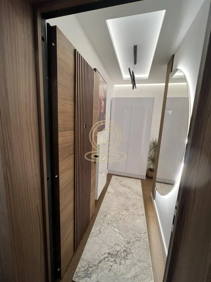 Izdavanje, jednosoban stan, 40m², Rotkvarija, Novi Sad Sve Podlokacije
