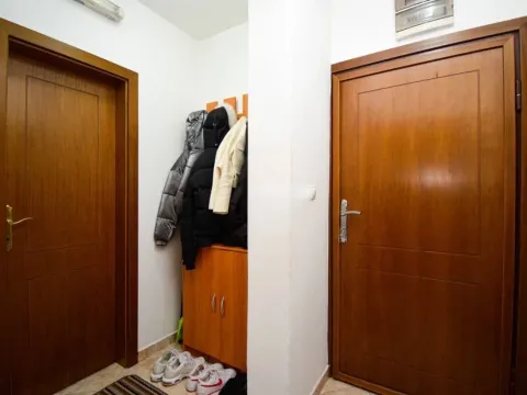 Rent, one bedroom apartment, 51m², Ljubović, Podgorica - image 3