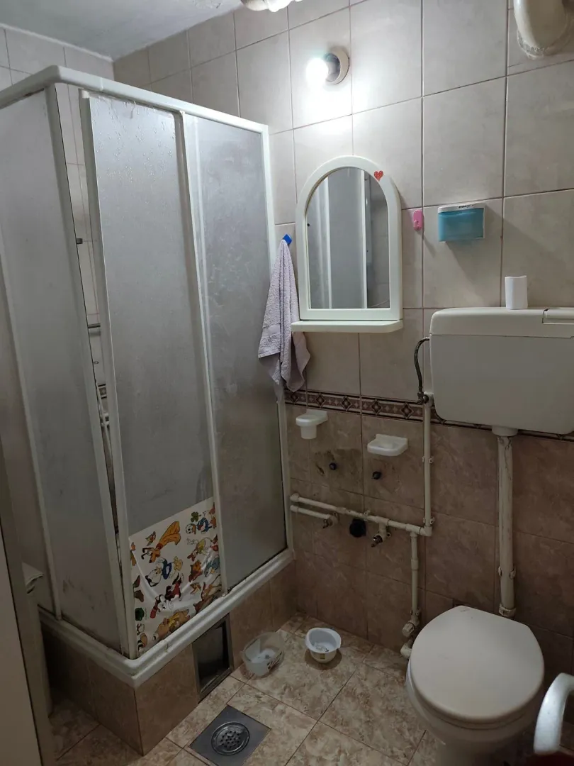 Prodaja, dvosoban stan, 59m², Centar, Loznica