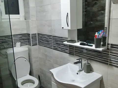 Izdavanje, jednosoban stan, 30m², Igalo, Herceg Novi - image 4