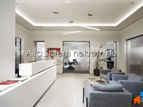 Izdavanje, poslovni prostor, 207m², Stari Grad, Beograd