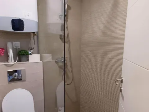 Izdavanje, garsonjera, 30m², Ljubović, Podgorica - image 6