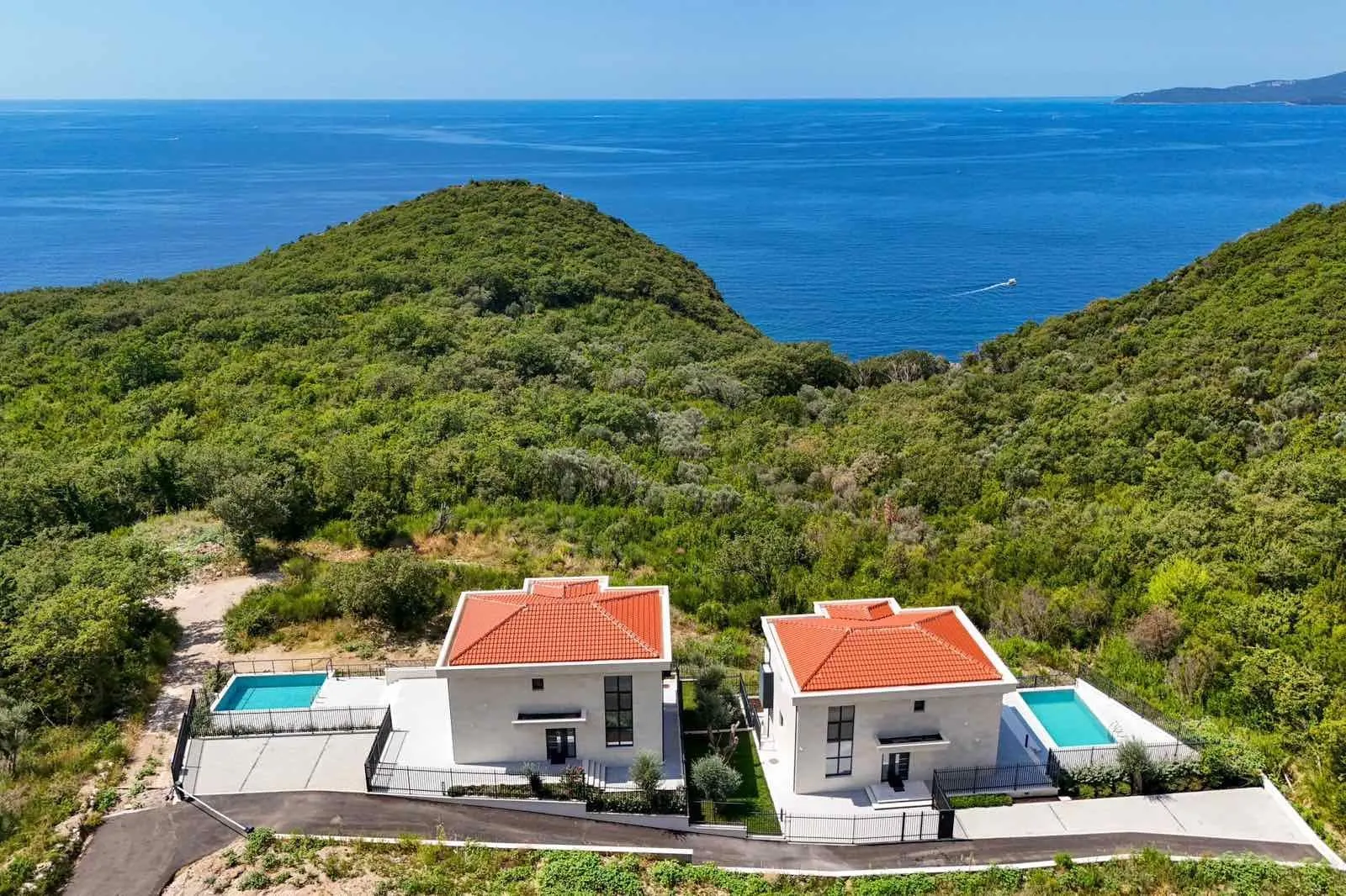 Prodaja, kuća, 318m², Reževići, Budva