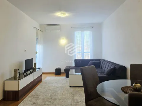 Stan in Stari Aerodrom