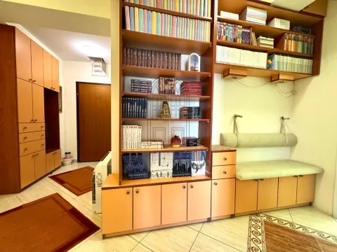 Rent, two bedroom apartment, 76m², Centar, Podgorica - image 17
