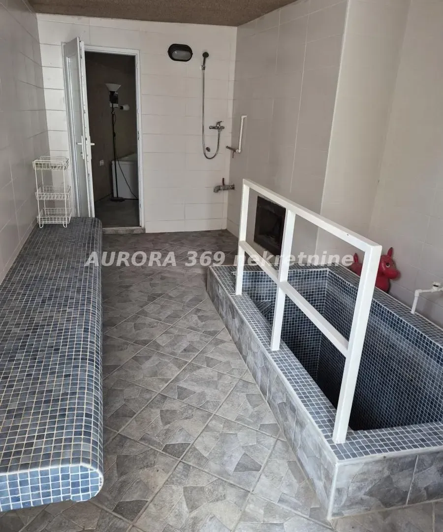 Prodaja, kuća, 295m², Banja Koviljača, Loznica