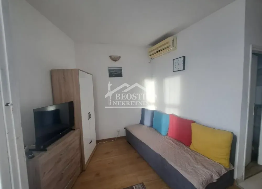 Rent, apartment, 16m², Stari Grad, Beograd