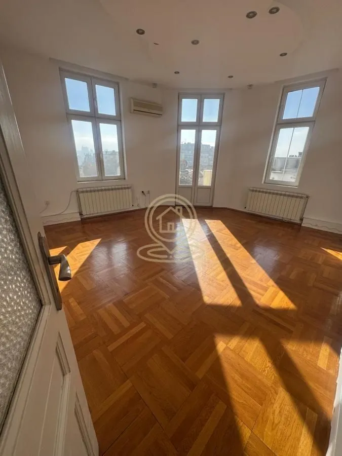 Rent, office space, 90m², Stari Grad, Beograd