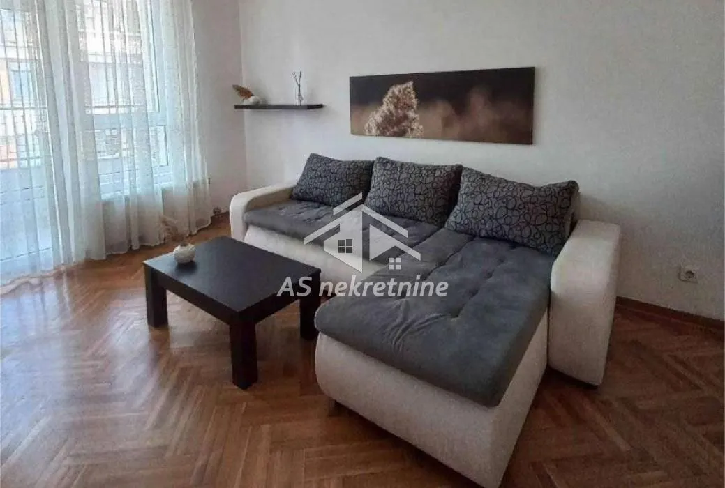Izdavanje, stan, 56m², Crveni Krst, Beograd