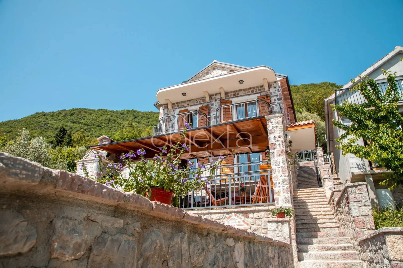 Rent, house, 160m², Tivat, Crna Gora