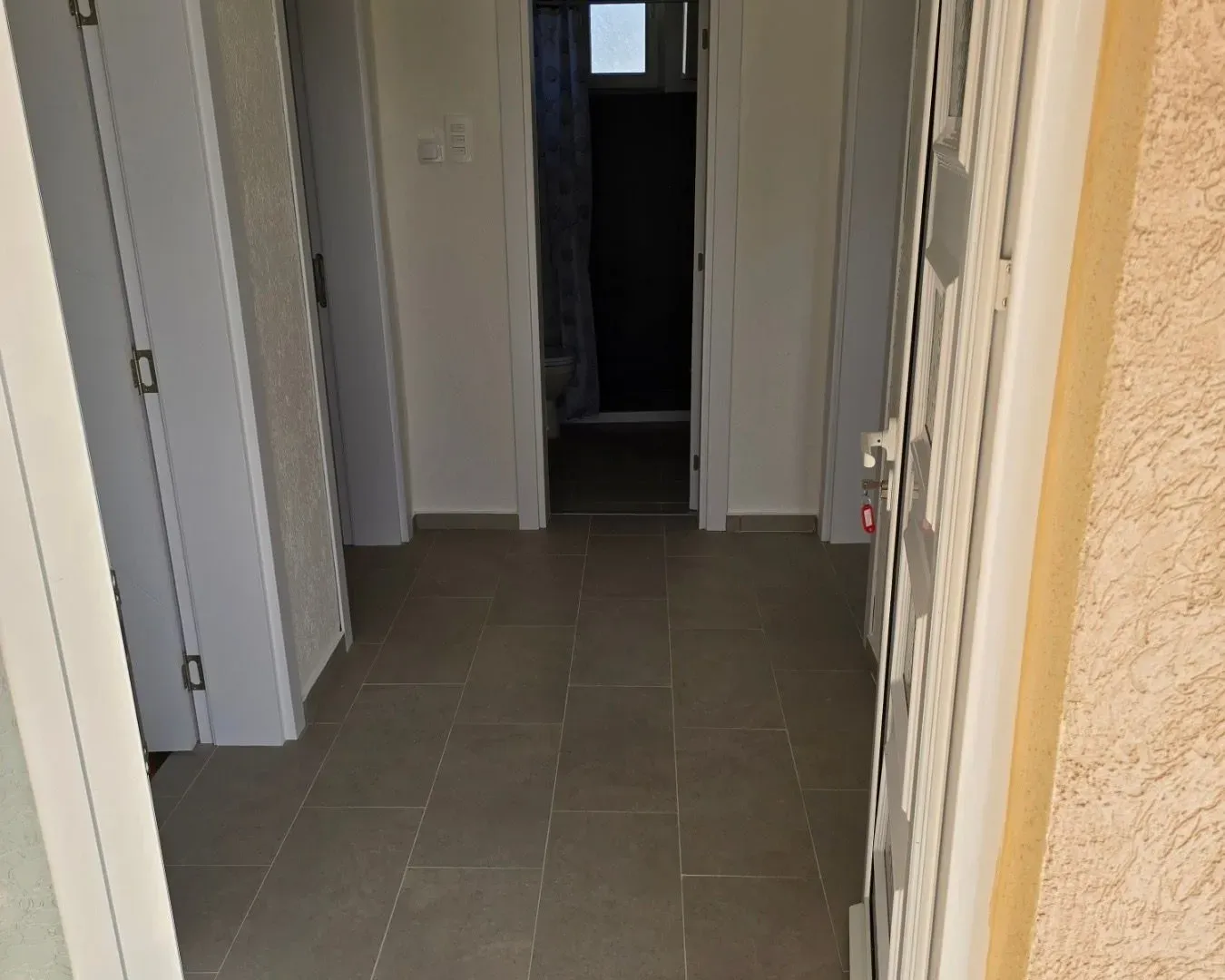 Izdavanje, kuća, 75m², Gornja Gorica, Podgorica
