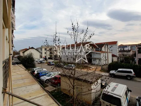 Rent, two bedroom apartment, 73m², Blok 9, Podgorica - image 18
