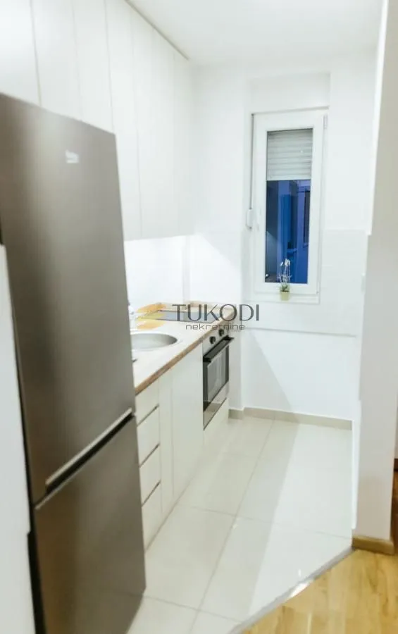 Izdavanje, jednosoban stan, 42m², Podbara, Novi Sad Sve Podlokacije