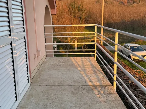 Izdavanje, trosoban stan, 88m², Dajbabe, Podgorica - image 5