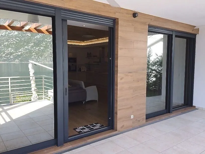 Prodaja, kuća, 371m², Stoliv, Kotor