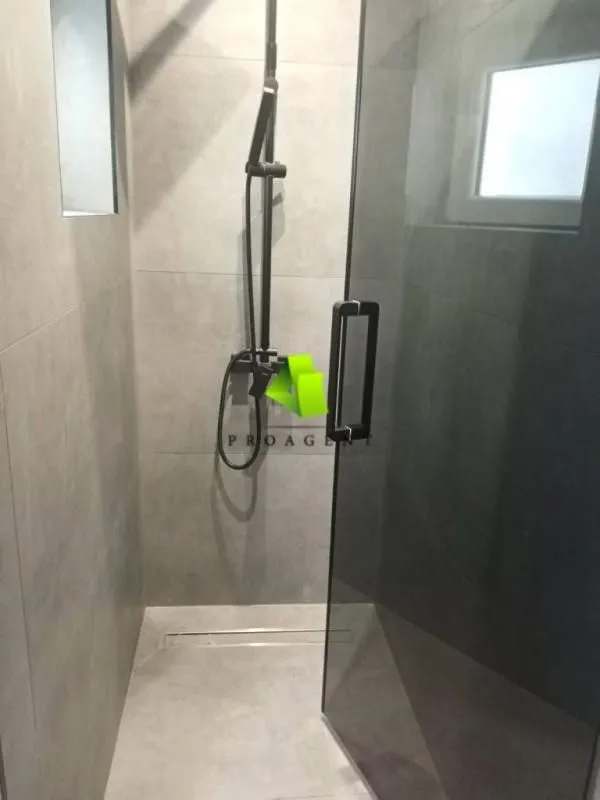 Rent, office space, 85m², Medijana, Niš