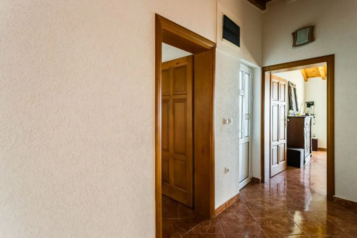 Prodaja, kuća, 232m², Kruče, Ulcinj