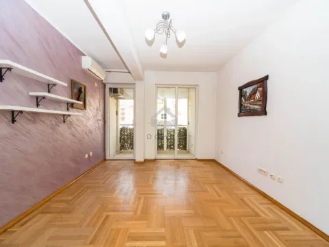 Sale, two bedroom apartment, 72m², Momišići, Podgorica - image 2