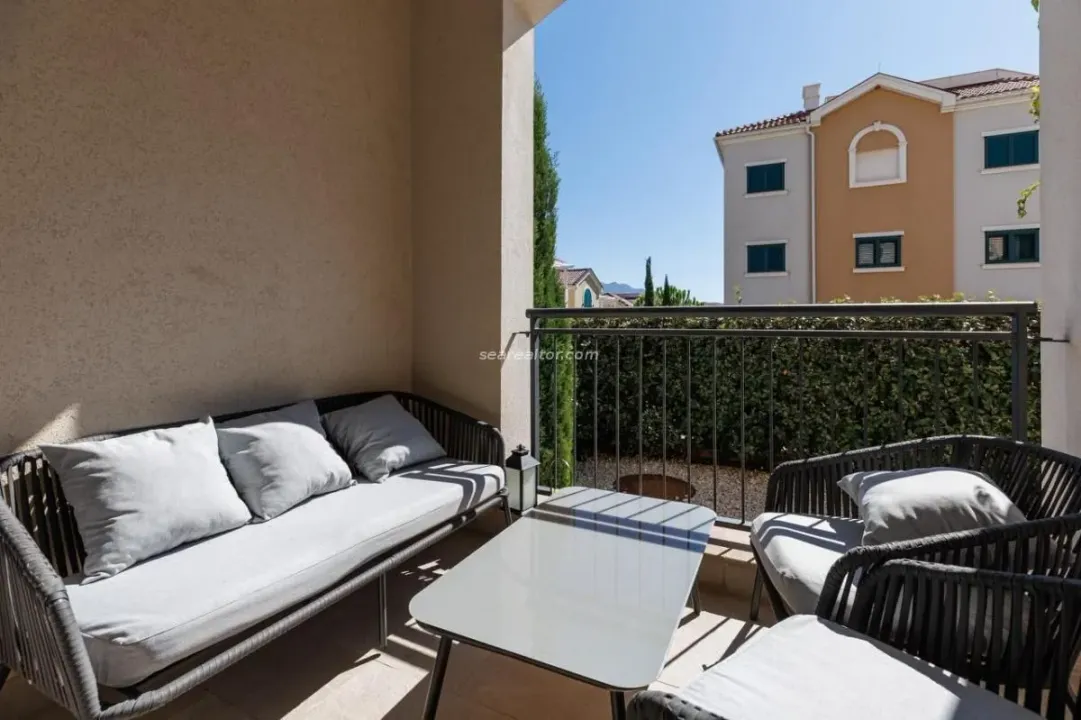 Sale, one bedroom apartment, 50m², Luštica Bay, Tivat