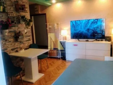 Prodaja, dvosoban stan, 35m², Bulevar Oslobodjenja, Novi Sad Sve Podlokacije - image 3