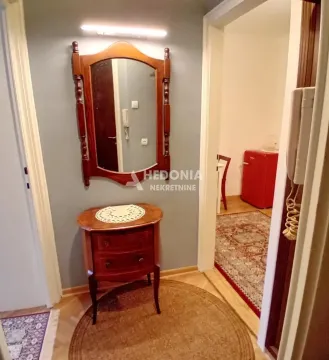 Rent, one bedroom apartment, 36m², Zeleni Venac, Beograd - image 6